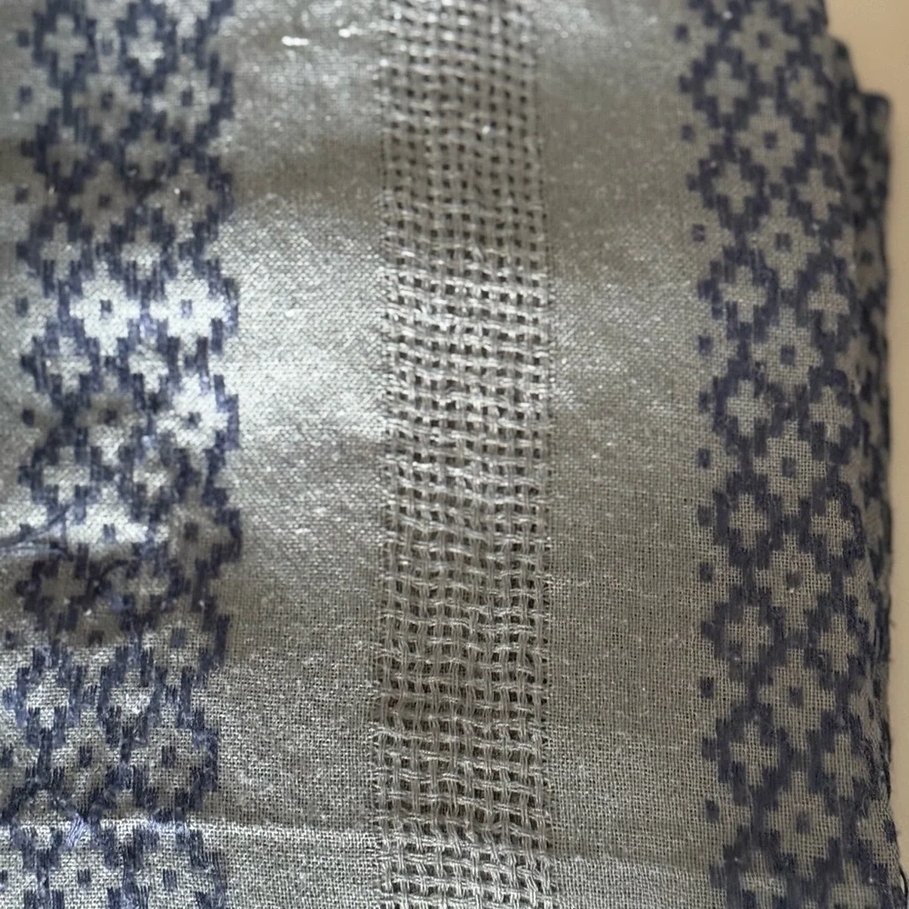 Scarves. Lot of your 4 -2 traditional 2-infinity
